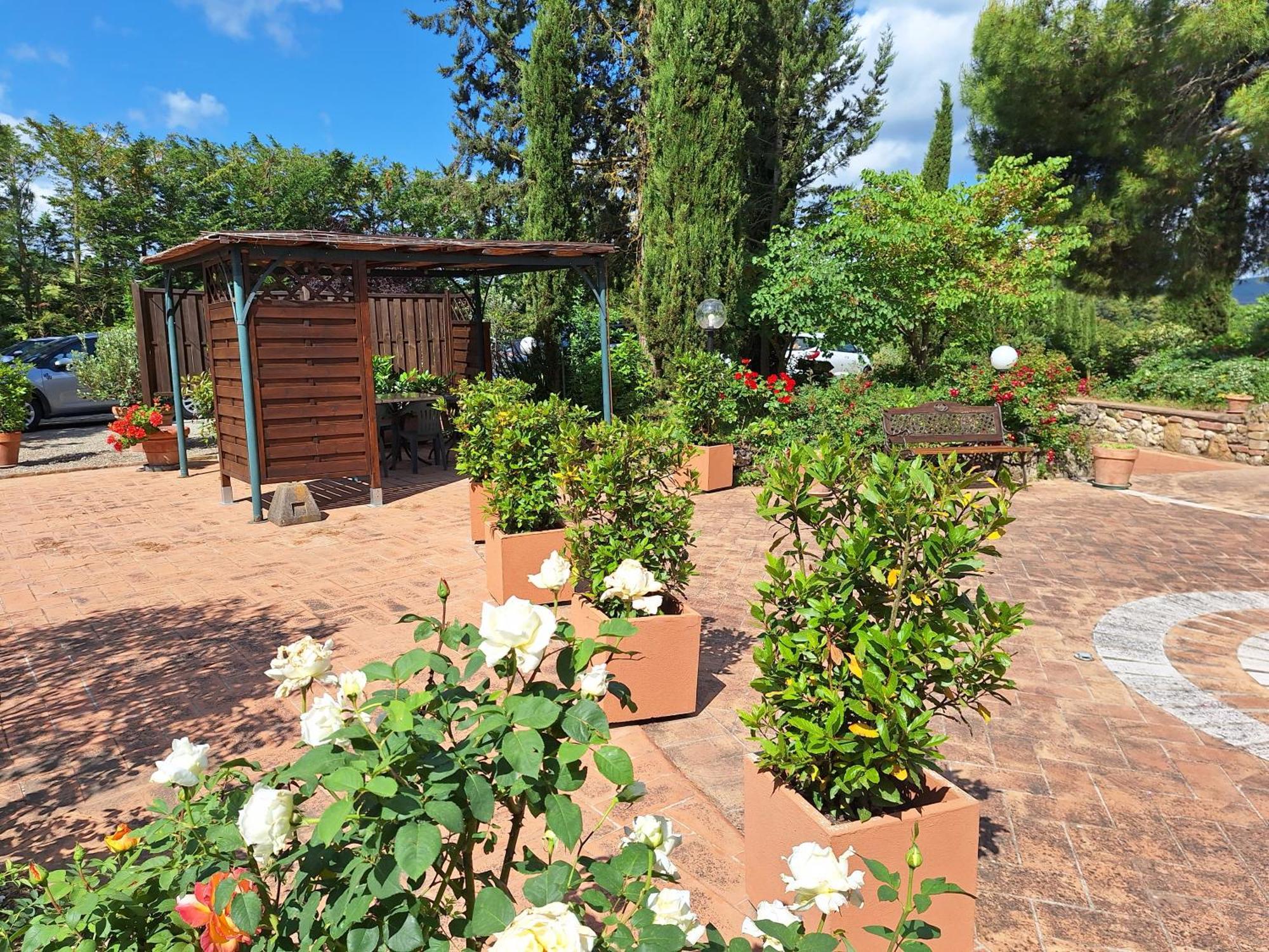 Antico Borgo Il Cardino Bed & Breakfast San Gimignano Exterior photo